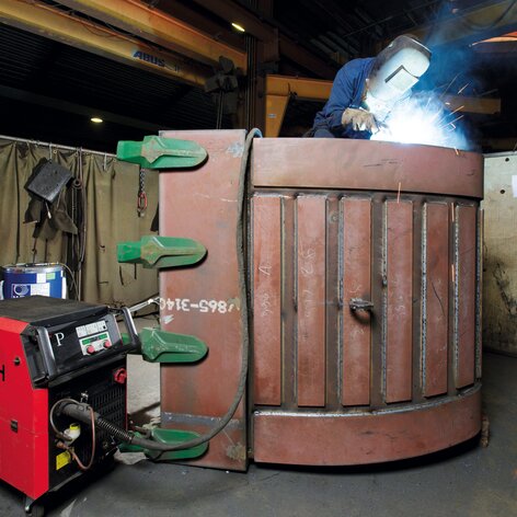  The Lorch P series welds simply anything at up to 550 amps.