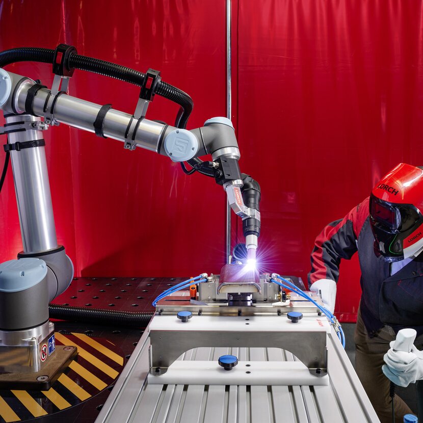 Automated series production in TIG quality with the Lorch Cobot Welding Package TIG edition.